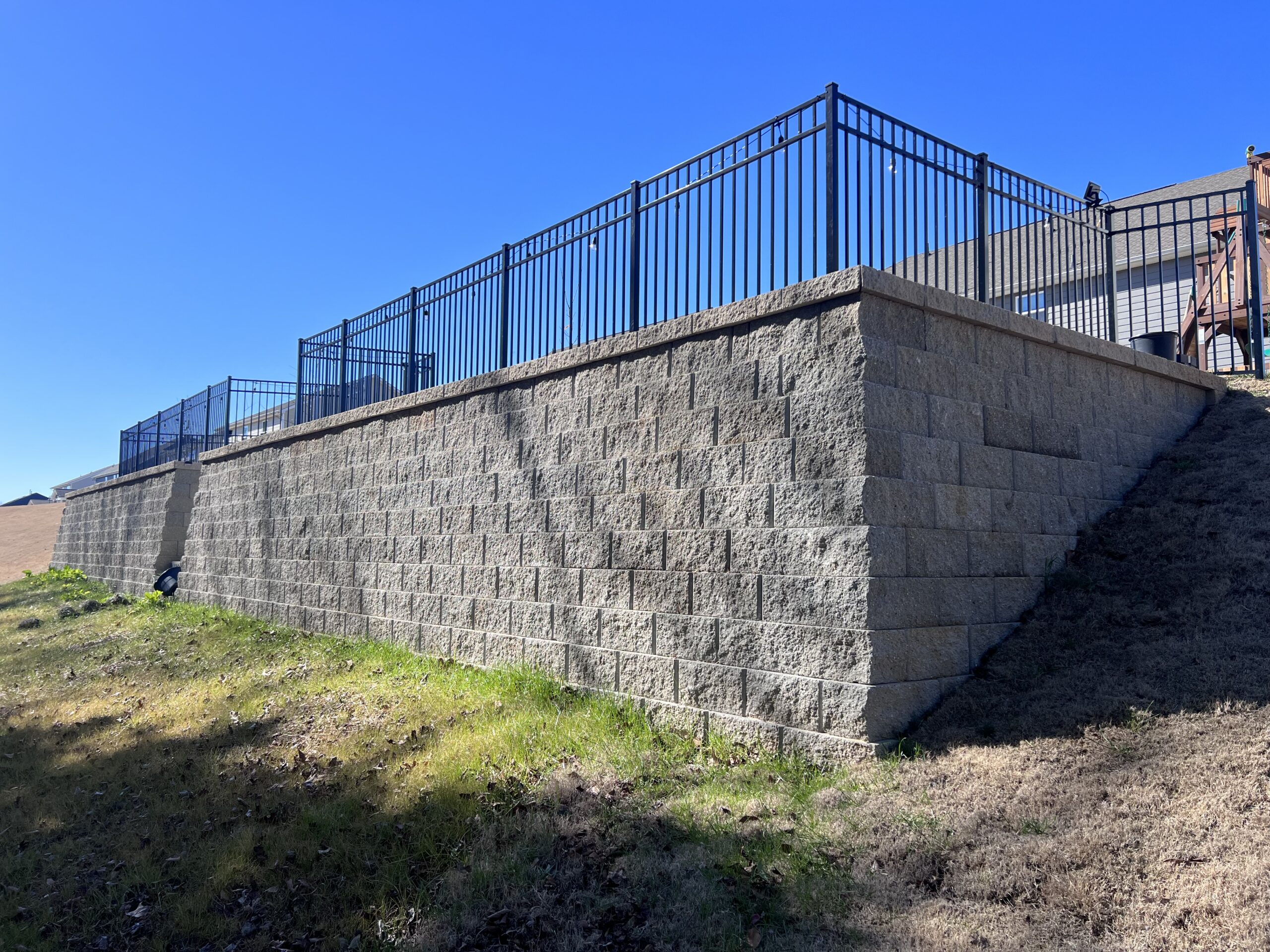 retaining wall system